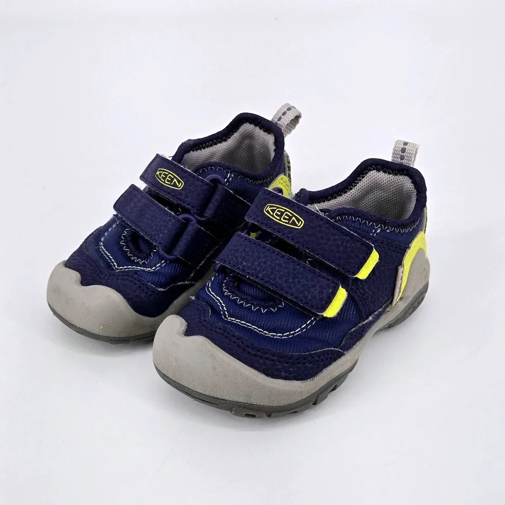 Keen keep small